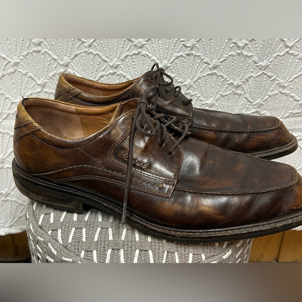 ECCO Men's Dark Brown Leather Oxfords